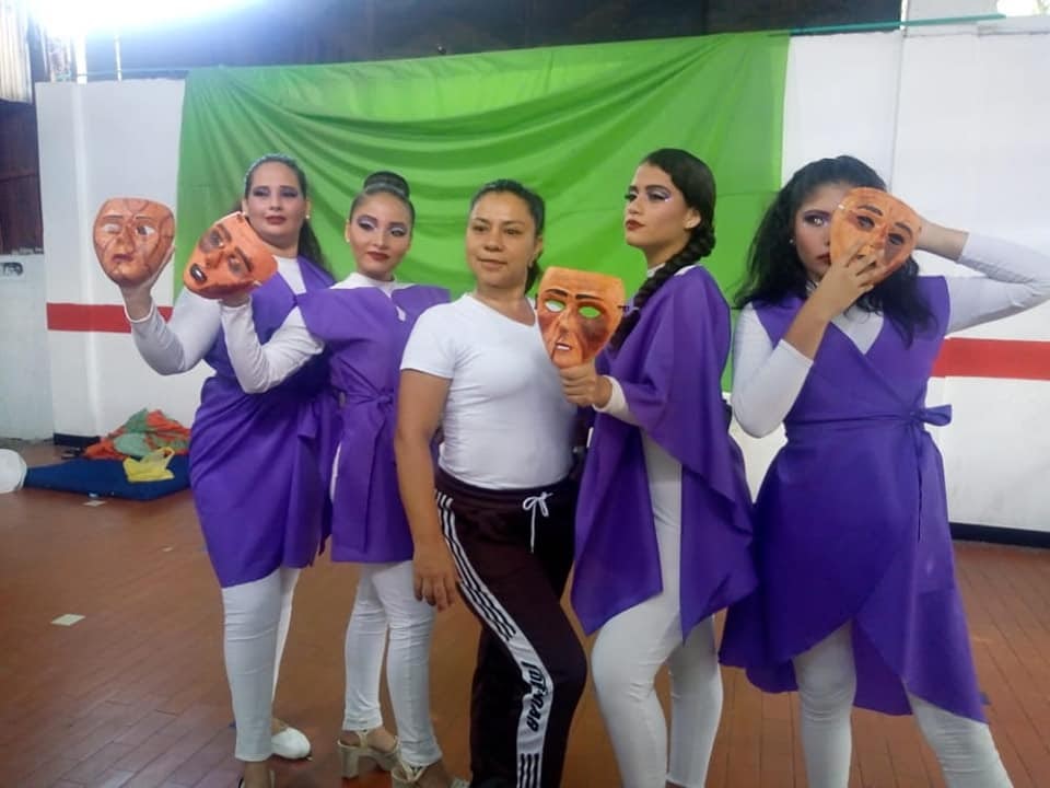 CORPORACIÓN FOLCLÓRICA DE SANJUANERO HUILENSE MONICA MOSQUERA