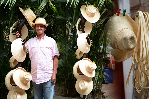 ERNESTO GUTIERREZ JARA